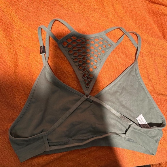 (NWT)Victoria's Secret Navy Lace and Olive Strappy Bralette Set - Picture 7 of 8